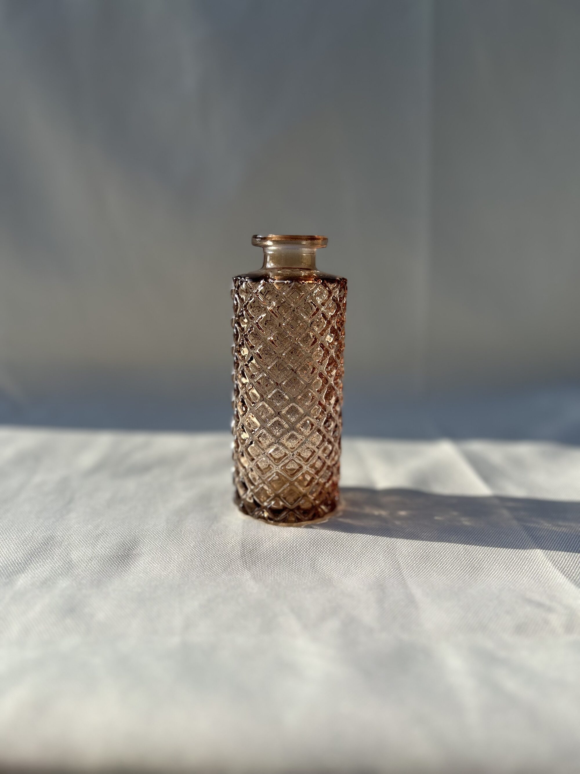 Gemusterte Glasvase in Terracotta